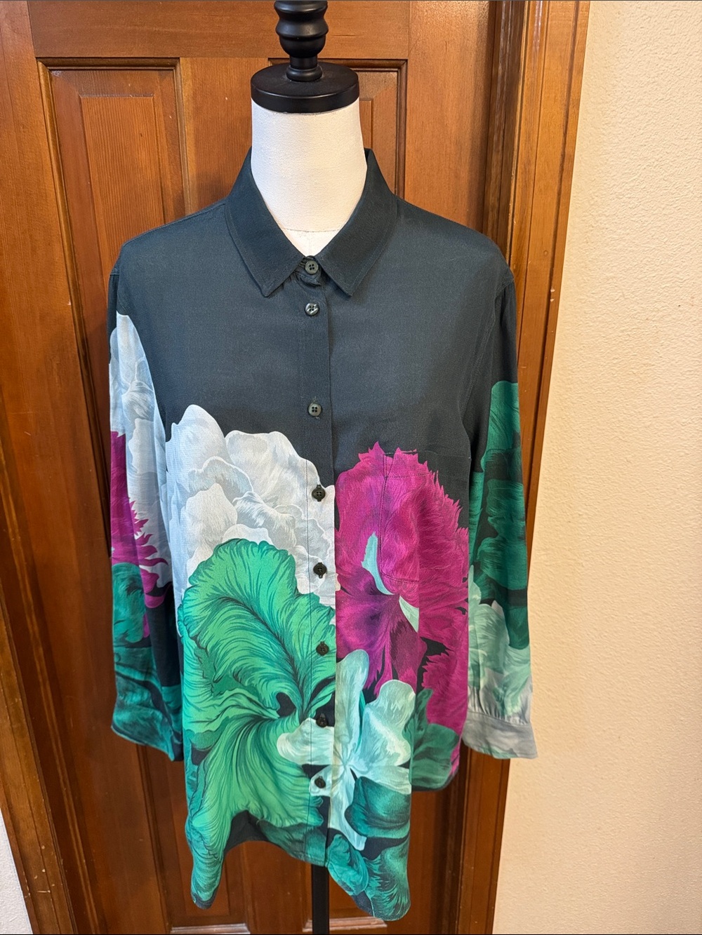 The Kit Womens Floral Button Down Shirt - Green, Teal & Magenta Size L